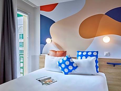 One-Bedroom Apartment (6 Adults)