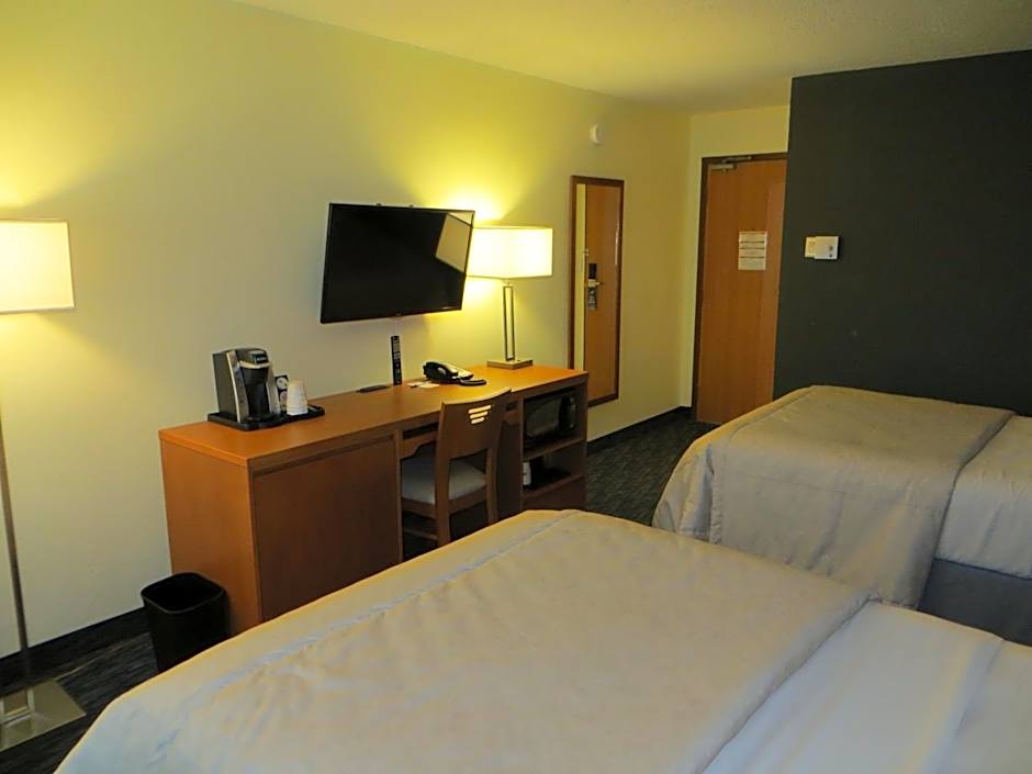 Travelodge by Wyndham Edmonton West