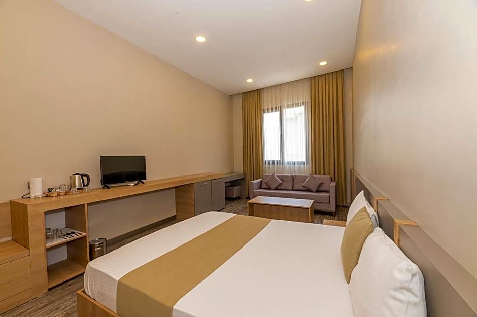 Agora Suites
