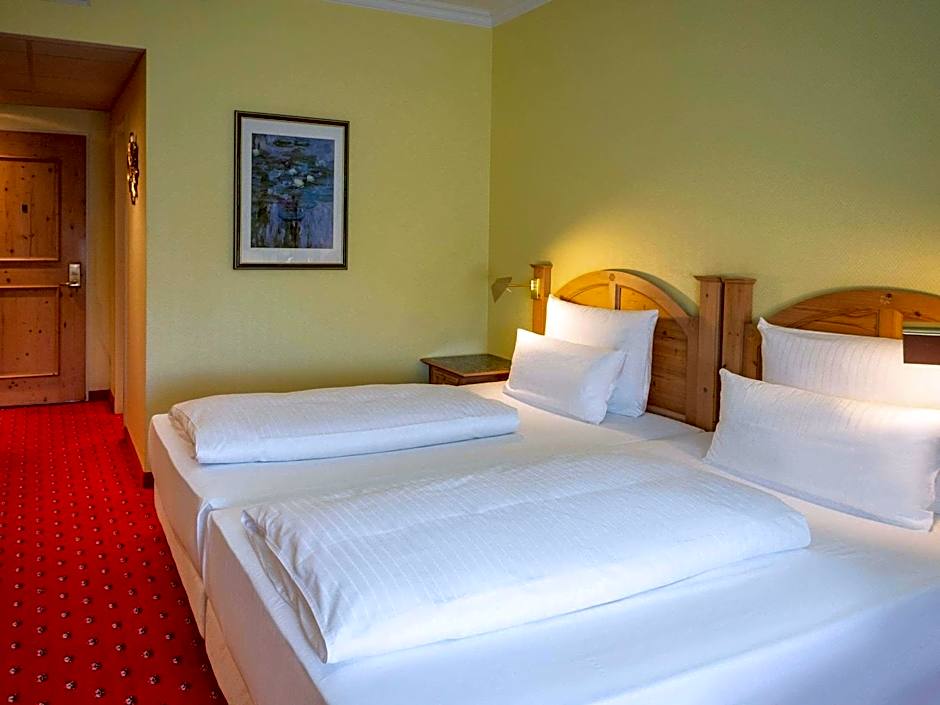 Atomis Hotel Munich Airport by Mercure