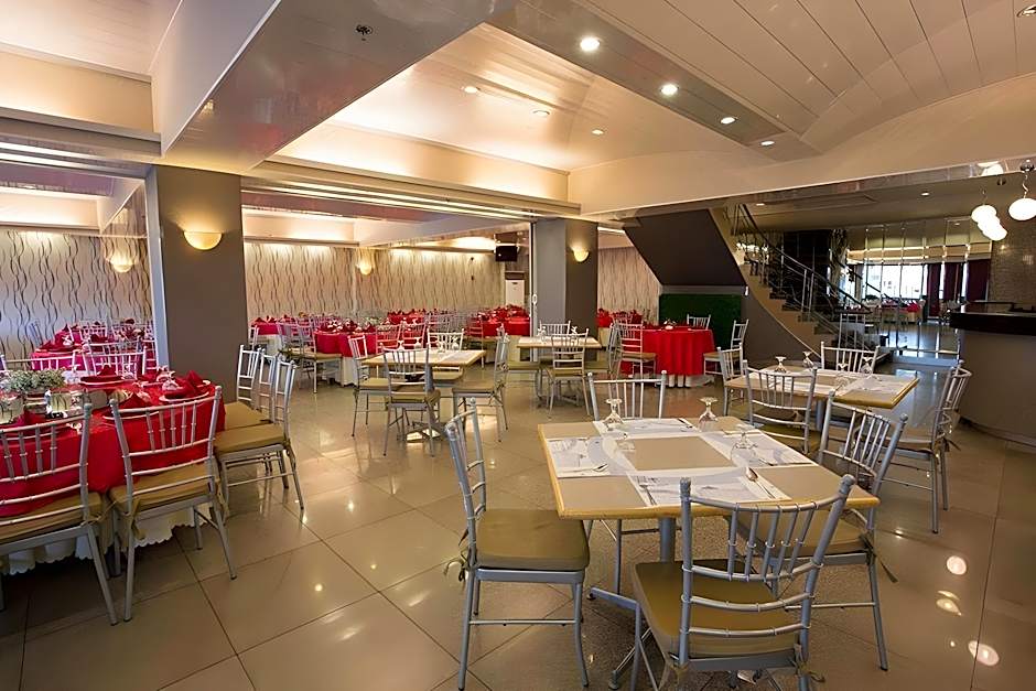 Star Plaza Hotel