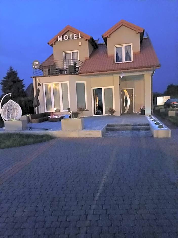 Motelik White House - pokoje gościnne