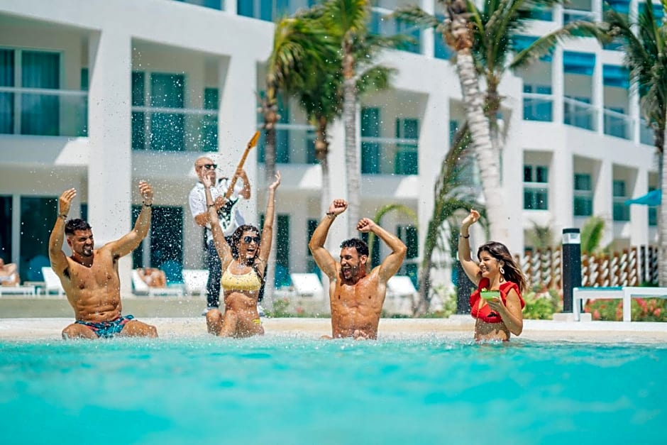Margaritaville Island Reserve Riviera Maya - An Adults Only Karisma All-Inclusive Experience