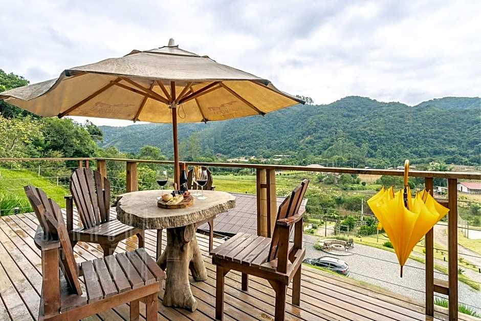 Villas Mornas Mountain Cabin Jacuzzi, Beach Tennis