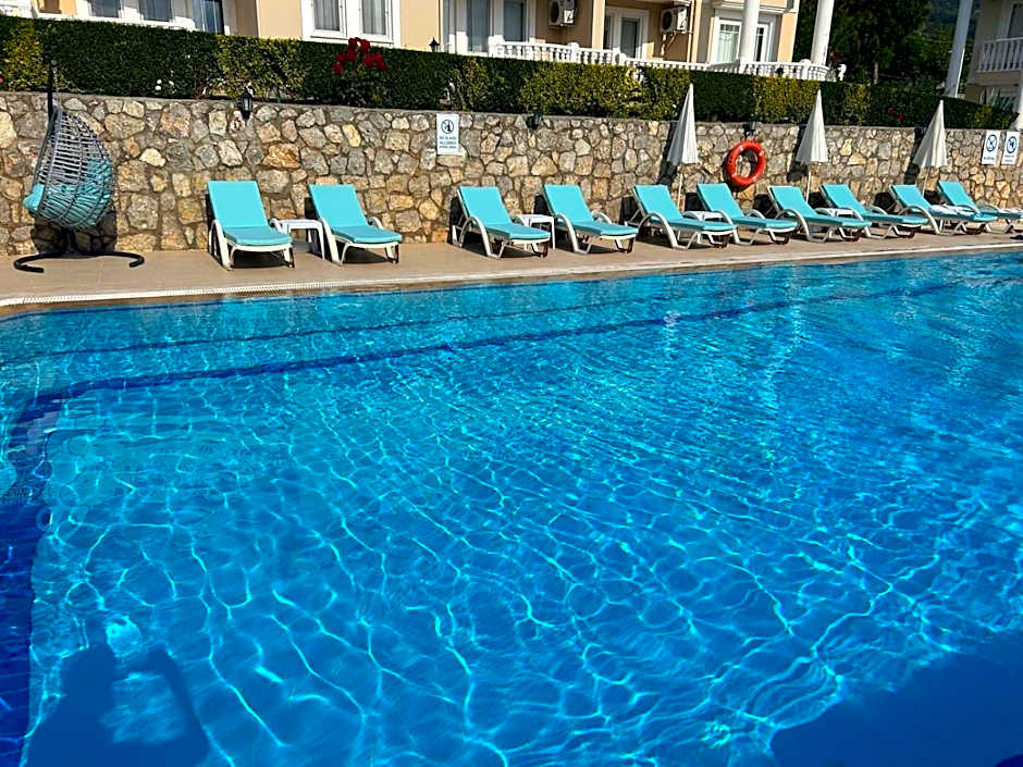Larimar Suite Hotel