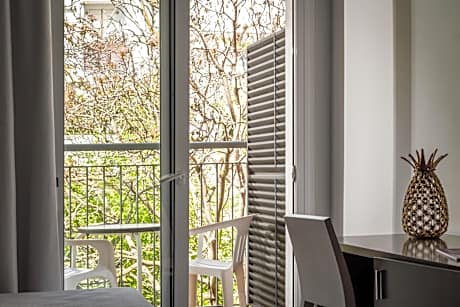 Triple Room with Sea View