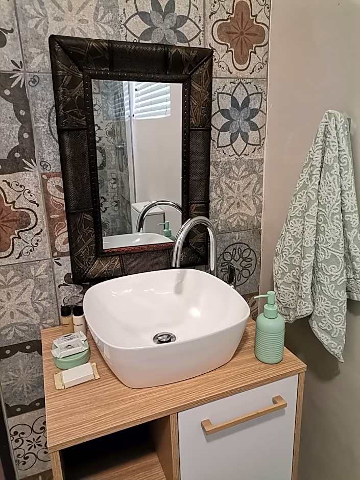 DR M BEAUTY LOUNGE AND GUEST HOUSE