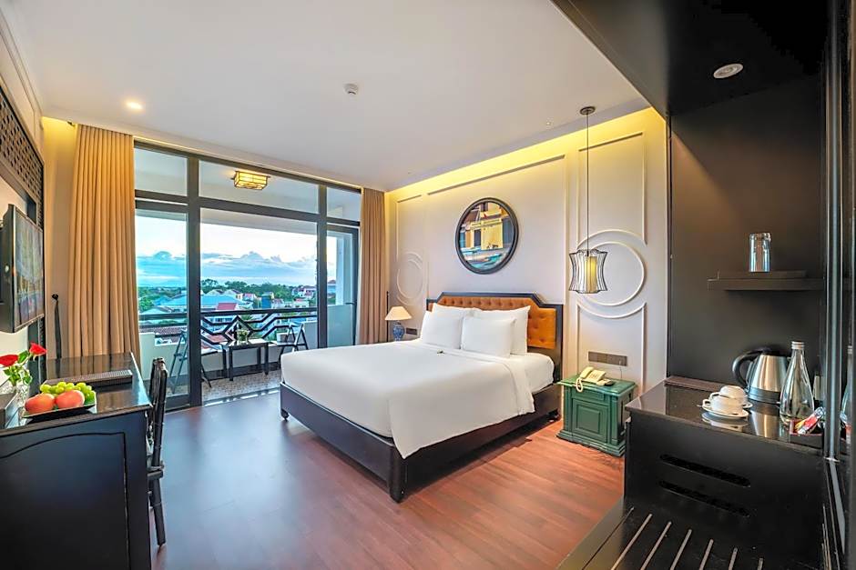 Photo 1 of 8 of Deluxe, City View, Balcony
