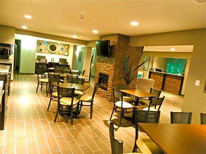 Western Star Inn & Suites Esterhazy