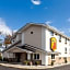 Super 8 by Wyndham Latham/Albany Airport