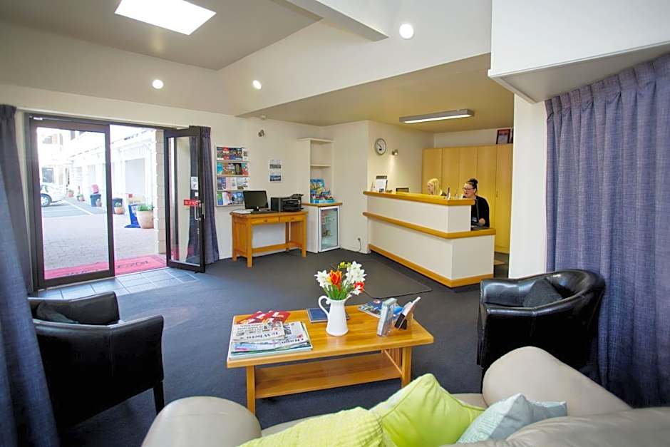 Cable Court Motel