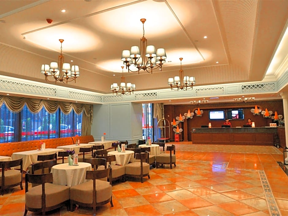 Ibis Chongqing Airport