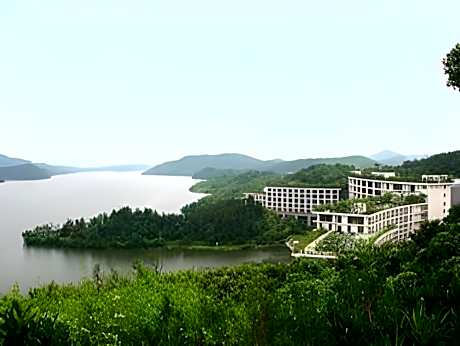 Liyang Hentique Resort & Spa Villa