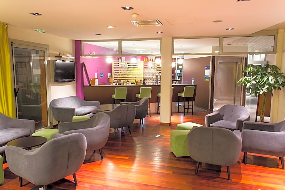 Ibis Styles Bethune Bruay Hotel