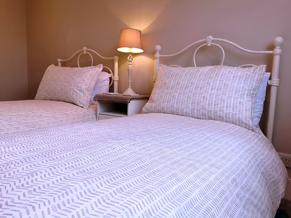 Iona – Bracklesham Bay