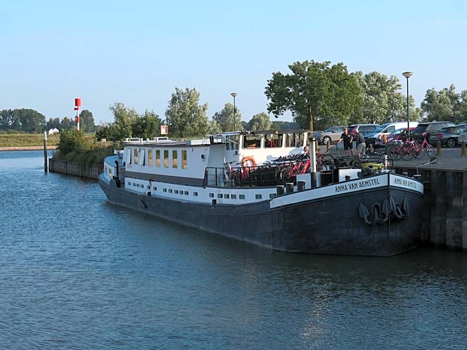 Botel Van Aemstel