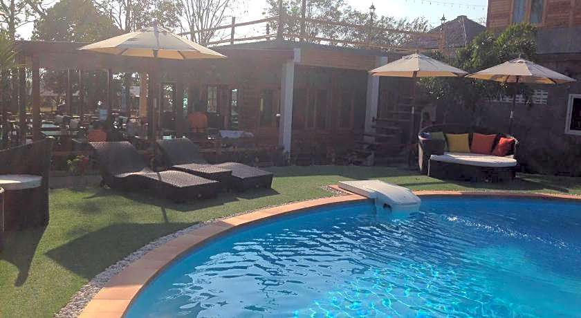 Check In & Chill Out