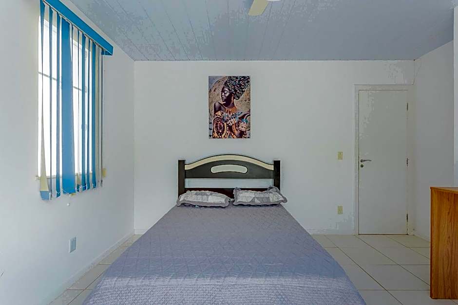 BJ09 Ótima Casa 5/4 - Piscina e Churrasqueira