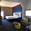Comfort Suites