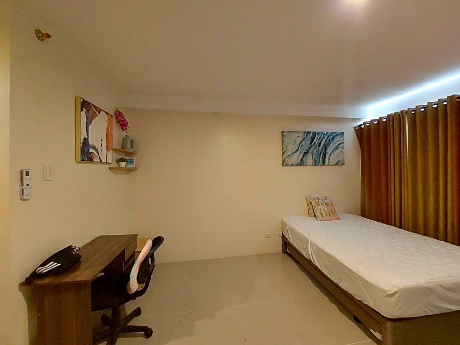 FULLY FURNISHED SPACIOUS CONDO