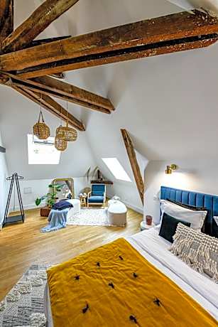 Deluxe Double Room with Shower