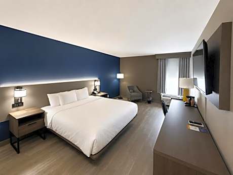 Queen Room with Tub - Disability Access/Non Smoking