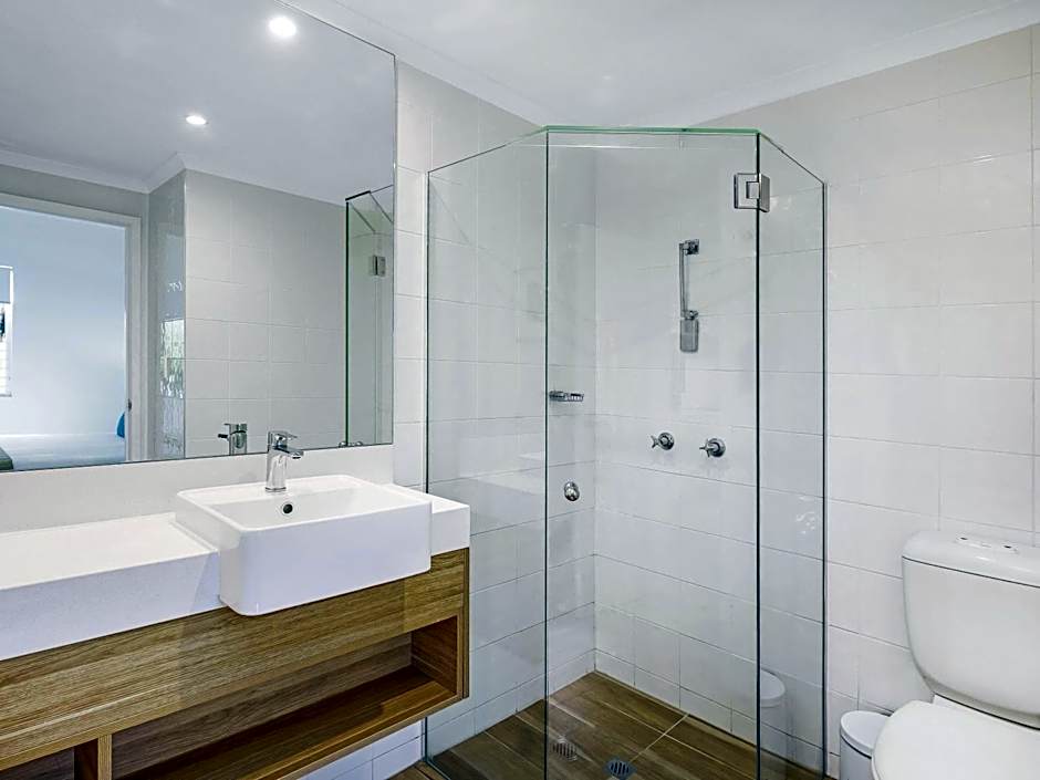 Mantra PortSea Port Douglas