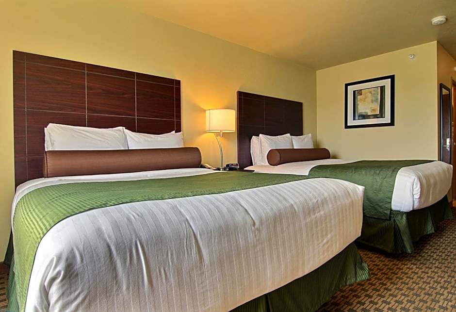 Cobblestone Inn & Suites - Carrington