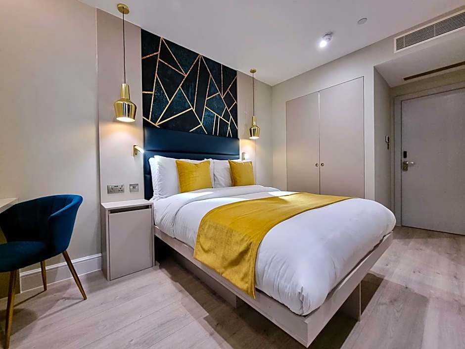 NOX Kensington Gardens