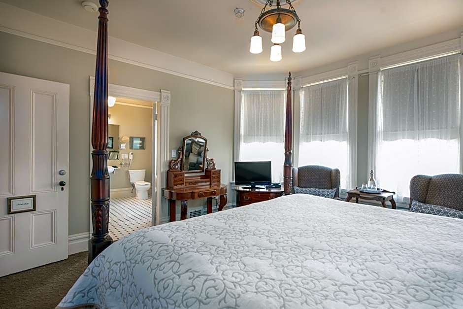 O Canada House Bed & Breakfast