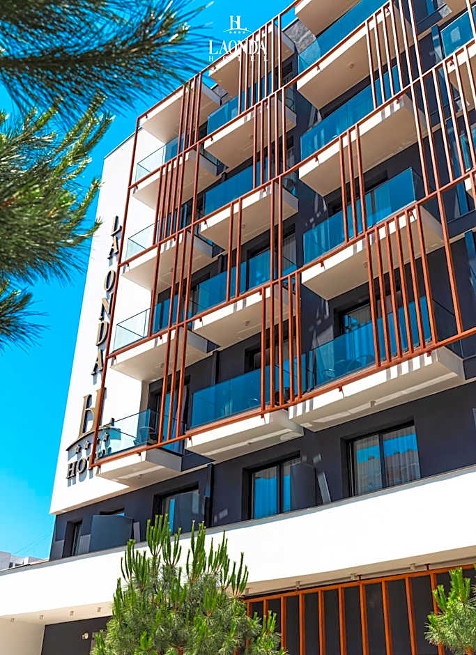 Photo 1 of 50 of La Onda Hotel Durres