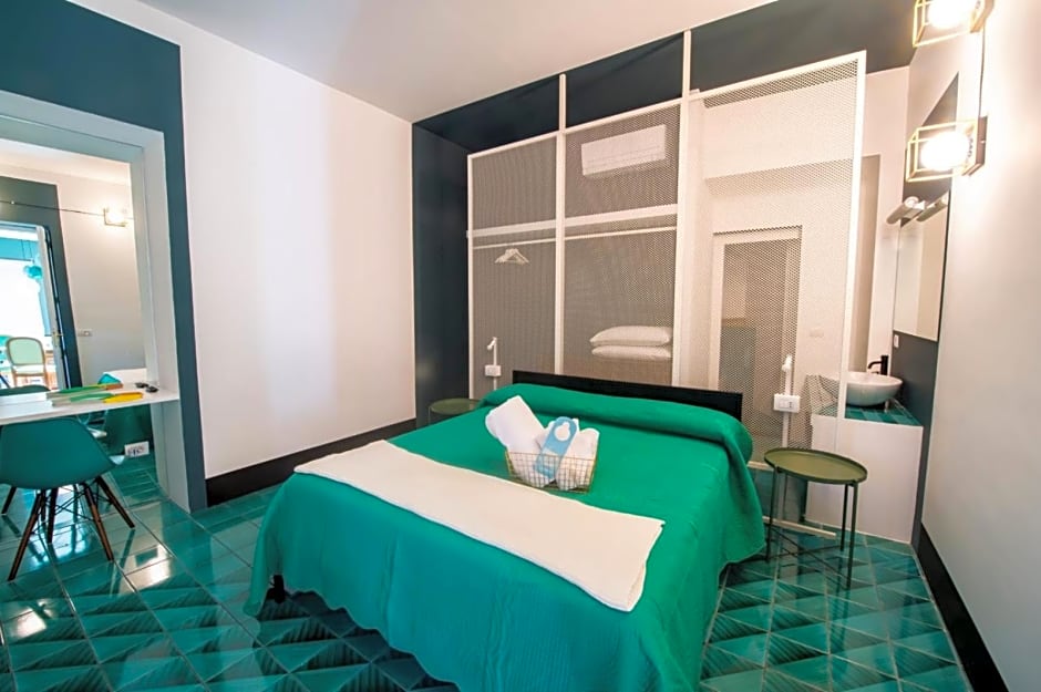 Ninina Boutique Suites