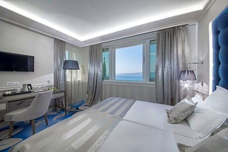 Premium Double or Twin Room with Sea View