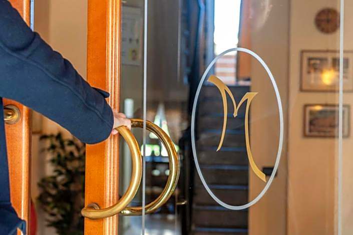 Hotel Melecchi