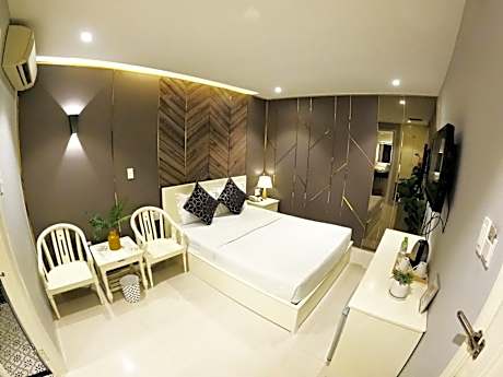 Standard Double Room No Window