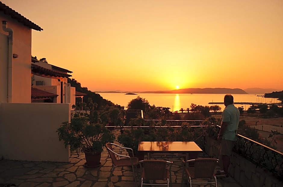 Hovolo Hotel Apartments