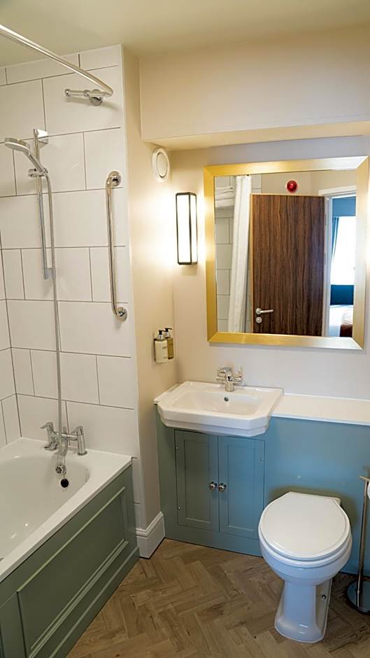 Spread Eagle, Gailey by Marston's Inns