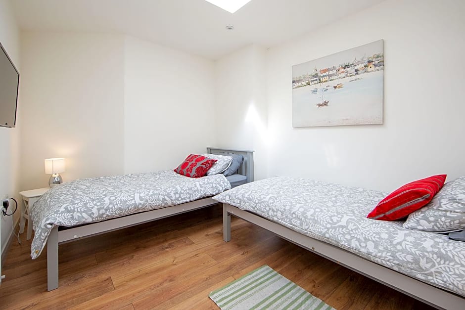 The Anchor Apartments