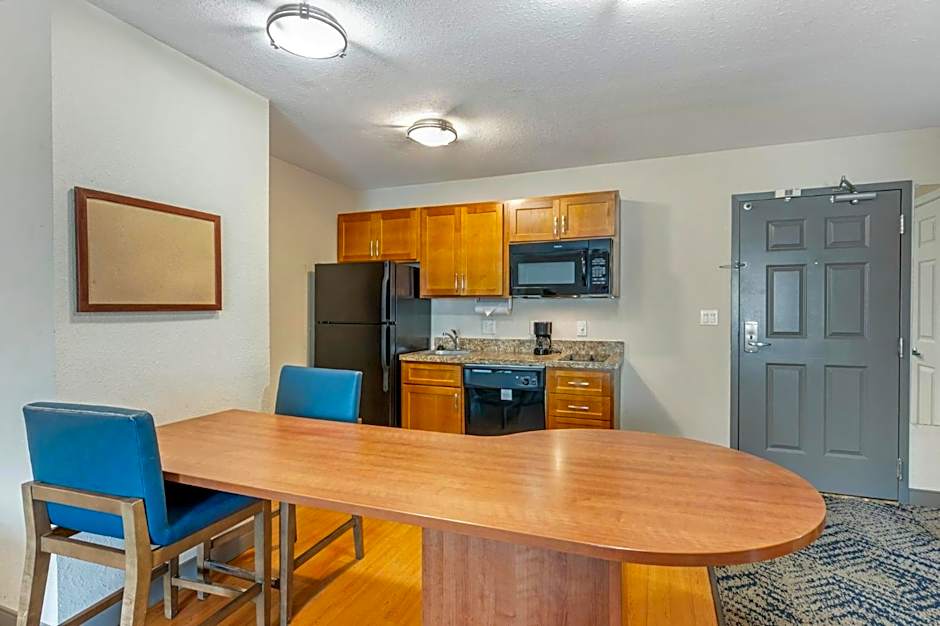 Candlewood Suites Indianapolis East By IHG