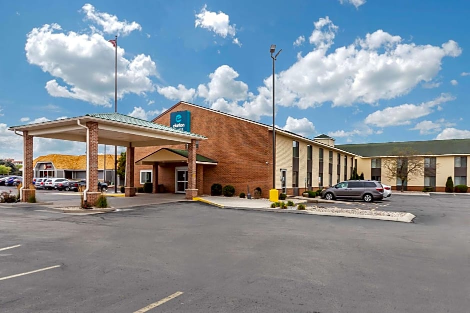 Clarion Pointe Racine - Mount Pleasant