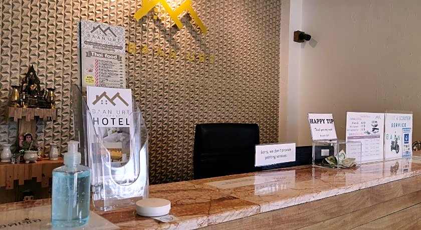 Baan URT Suratthani Airport Hotel