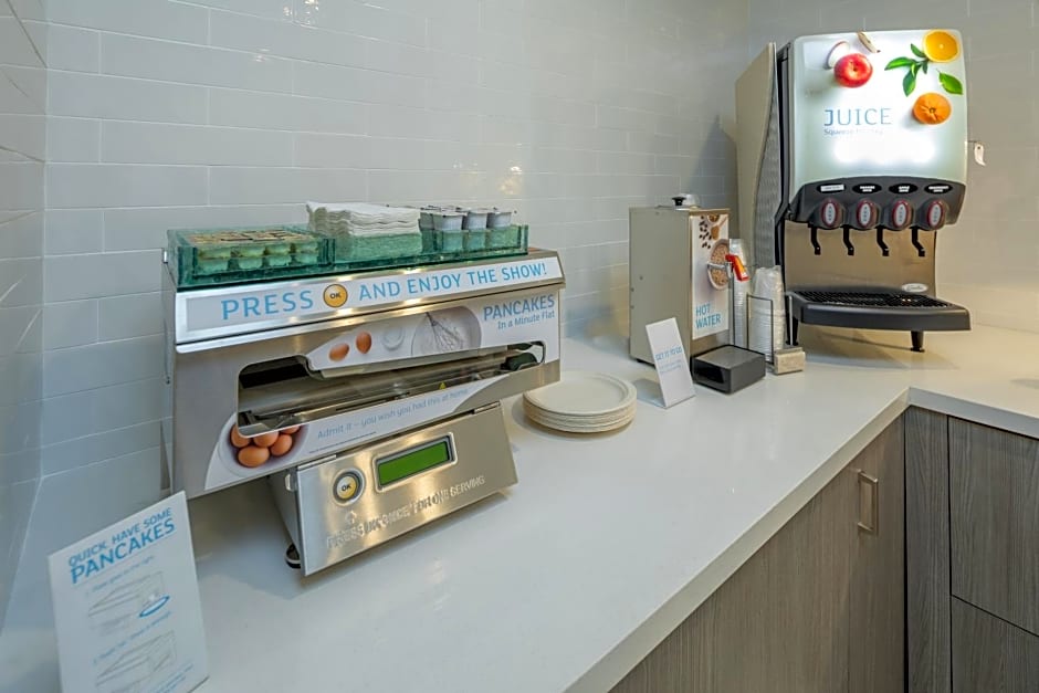 Holiday Inn Express Sunnyvale - Silicon Valley By IHG