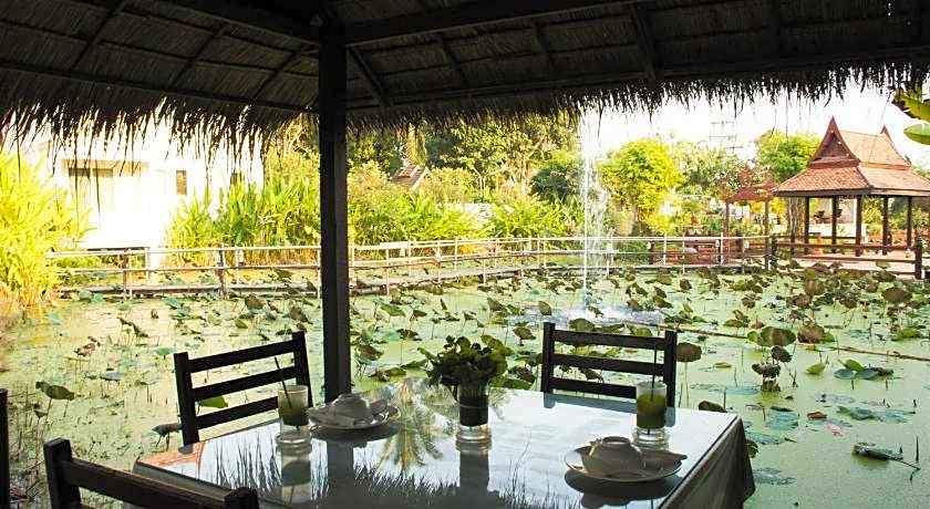 Ayutthaya Garden River Home