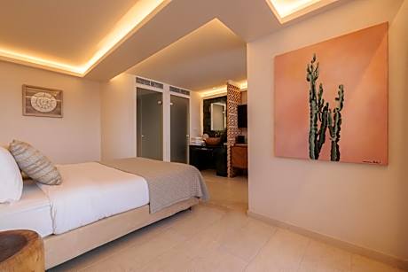 Superior Double Room with Outdoor Jetted Tub