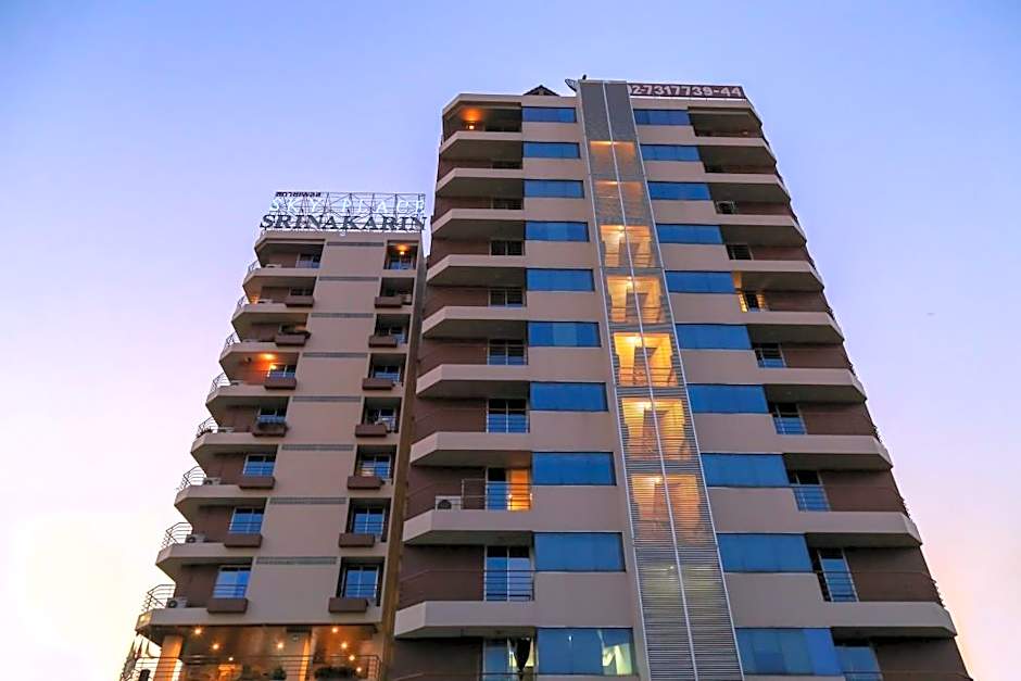 Sky Place Srinakarin