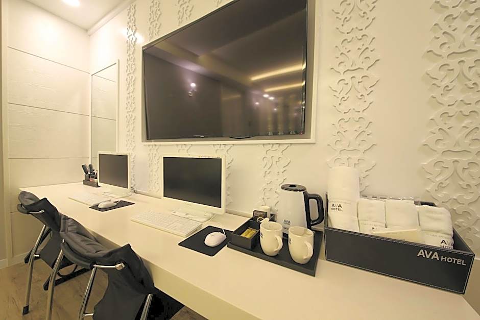 Premium Ava Hotel