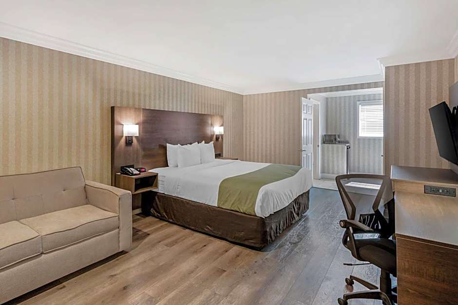 Quality Inn & Suites Maingate