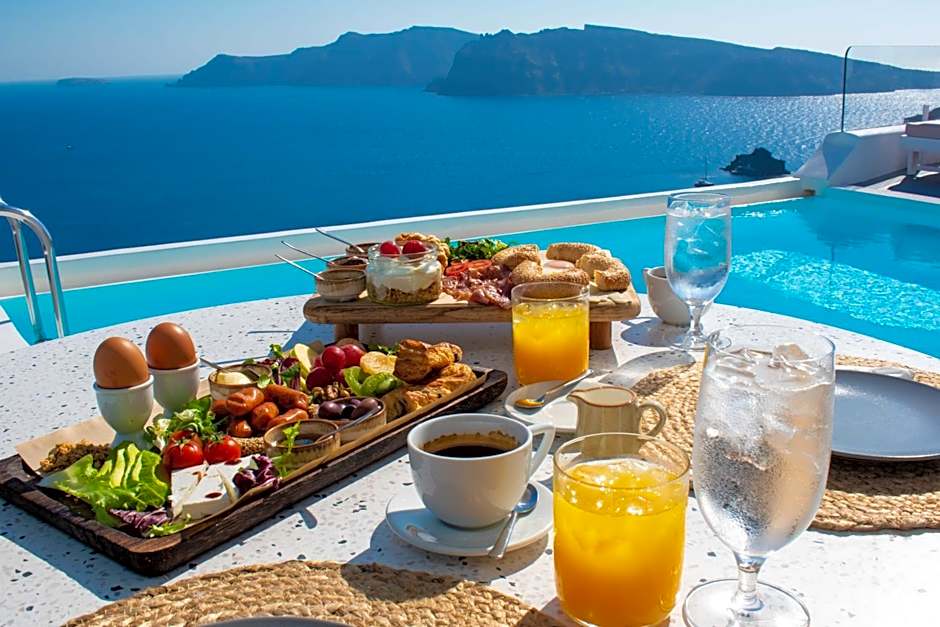 Kima Oia Suites