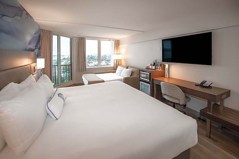 Coast Bastion Hotel
