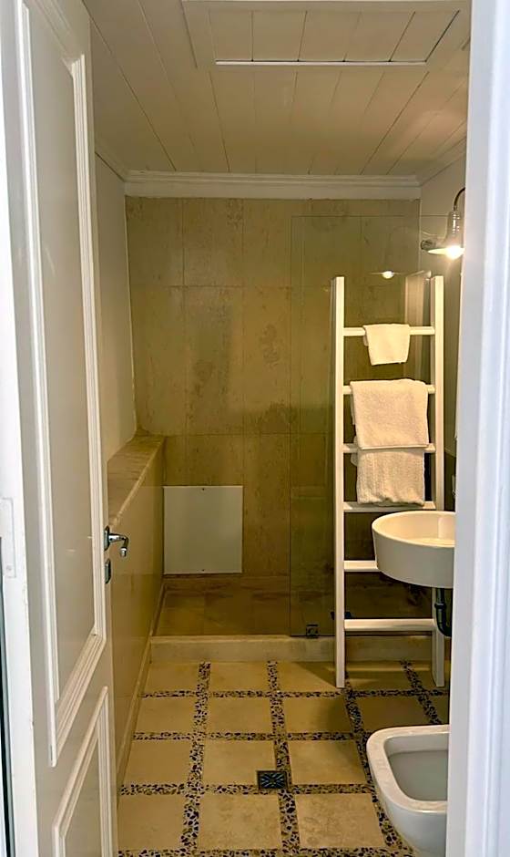 Perantzada Art Hotel